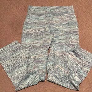 Size 4 lululemon Capri super soft high waisted